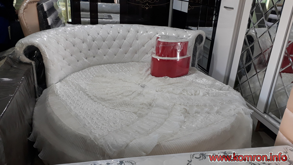Круглый белый кровать по цене 450 $