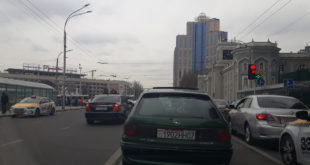 Нарушител мерседес в Душанбе